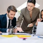 Definisi Company Profile Menurut Para Ahli dan Posisinya dalam Dunia Bisnis Modern