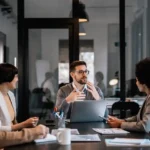 Definisi Evaluasi Menurut Para Ahli dan Relevansinya di Era Modern