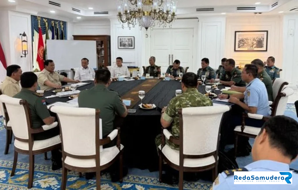 Prabowo Rapat TNI Istana