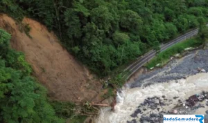 Prajurit TNI Hilang Banjir