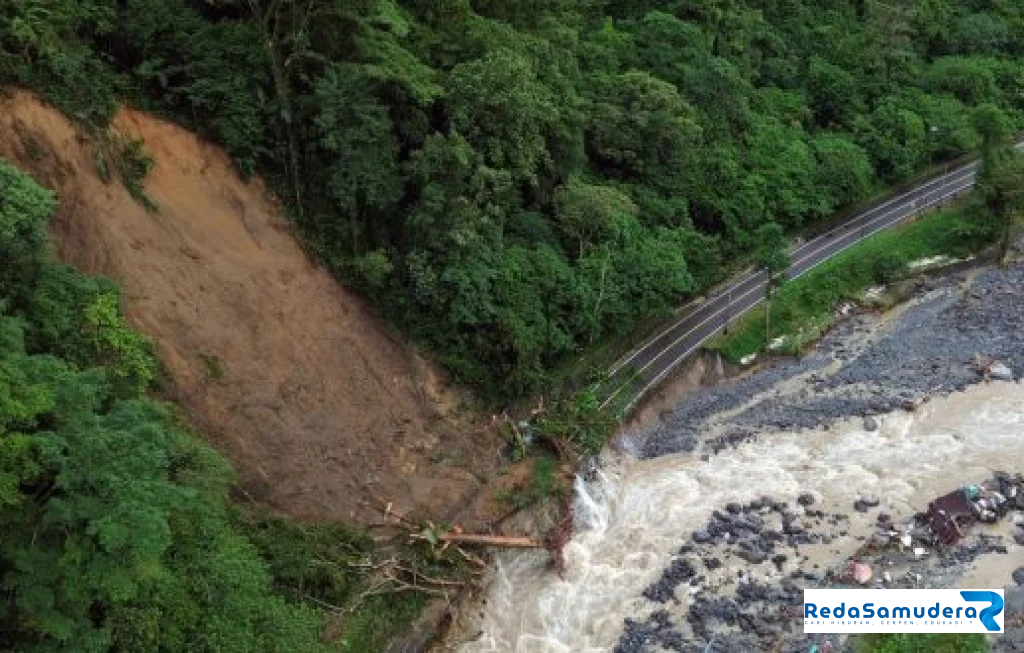 Prajurit TNI Hilang Banjir