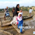 Relawan Temanggung Pulihkan Sekolah