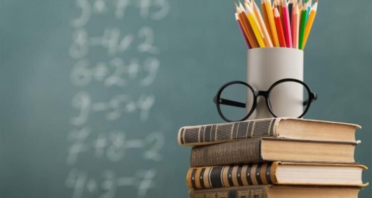 Definisi Ilmu Pendidikan Menurut Para Ahli, Memahami Makna Pendidikan dari Berbagai Sudut Pandang