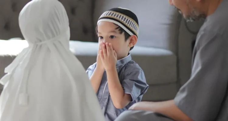 Anak Sholeh Menurut Ulama, Ciri, Adab, dan Tanggung Jawabnya
