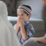 Anak Sholeh Menurut Ulama, Ciri, Adab, dan Tanggung Jawabnya