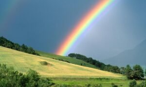 Definisi Pelangi, Keajaiban Warna di Langit yang Lahir dari Cahaya dan Hujan